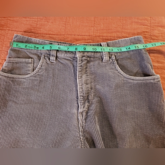 Vintage Quicksilver Corduroy Shorts Size 32 - Picture 9 of 11